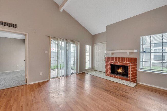 Building Photo - 6345 Cattails Ln