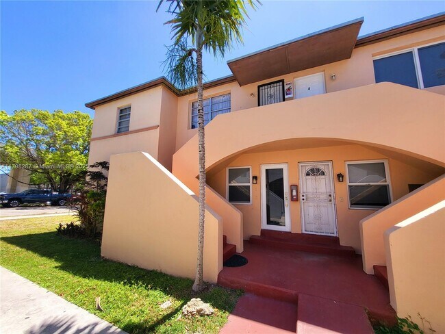 Building Photo - 2355 SW 27th St