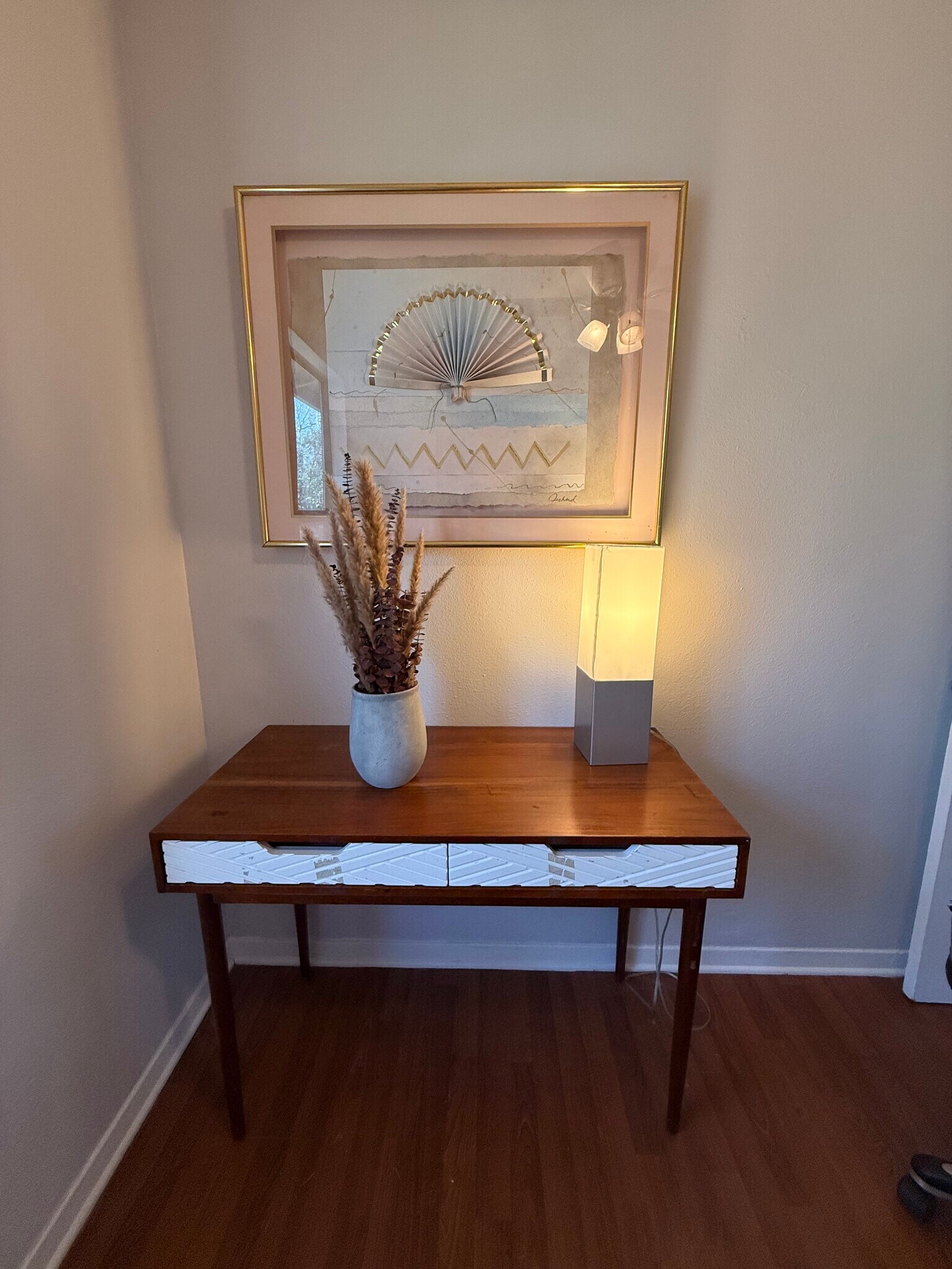 Bedroom 3 Desk - 3202 Locke Ln