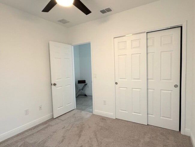 Building Photo - Beautiful Furnished 3 Bedroom Home in the Links at LPGA!