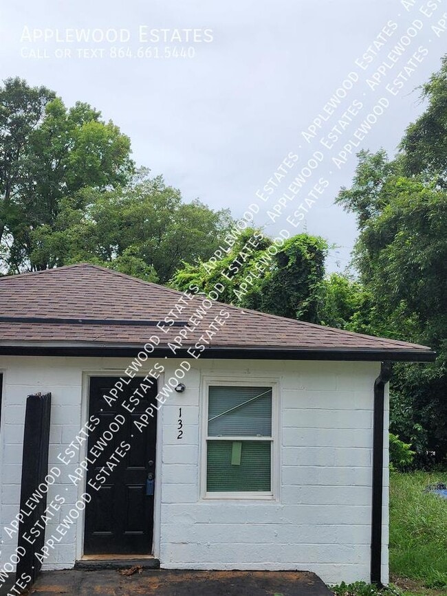 Primary Photo - 132 Georgia St