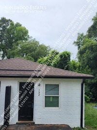 Building Photo - 132 Georgia St