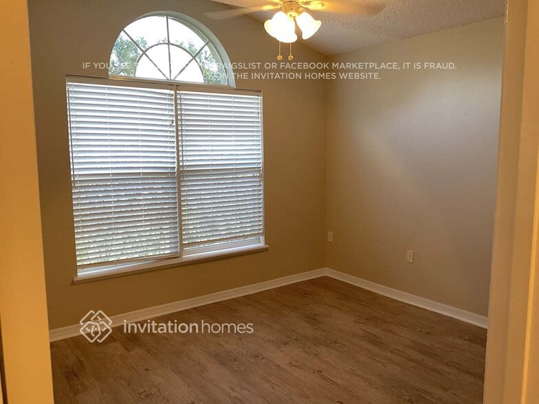 Building Photo - 1644 Corner Meadow Cir