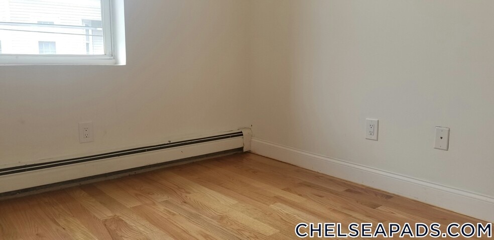 Building Photo - 67 Shawmut St