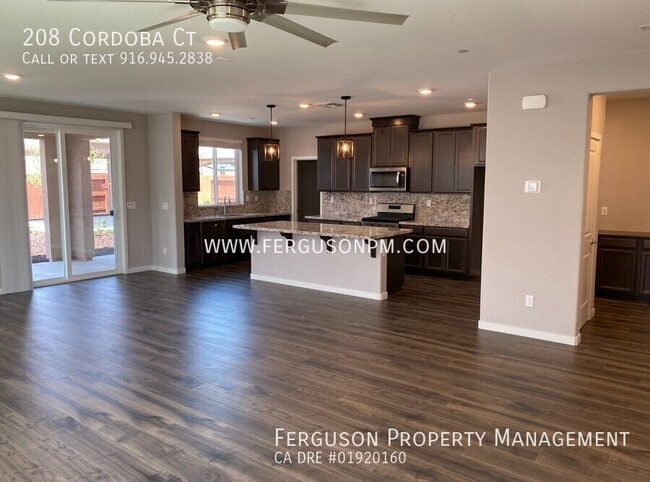 Building Photo - 208 Cordoba Ct