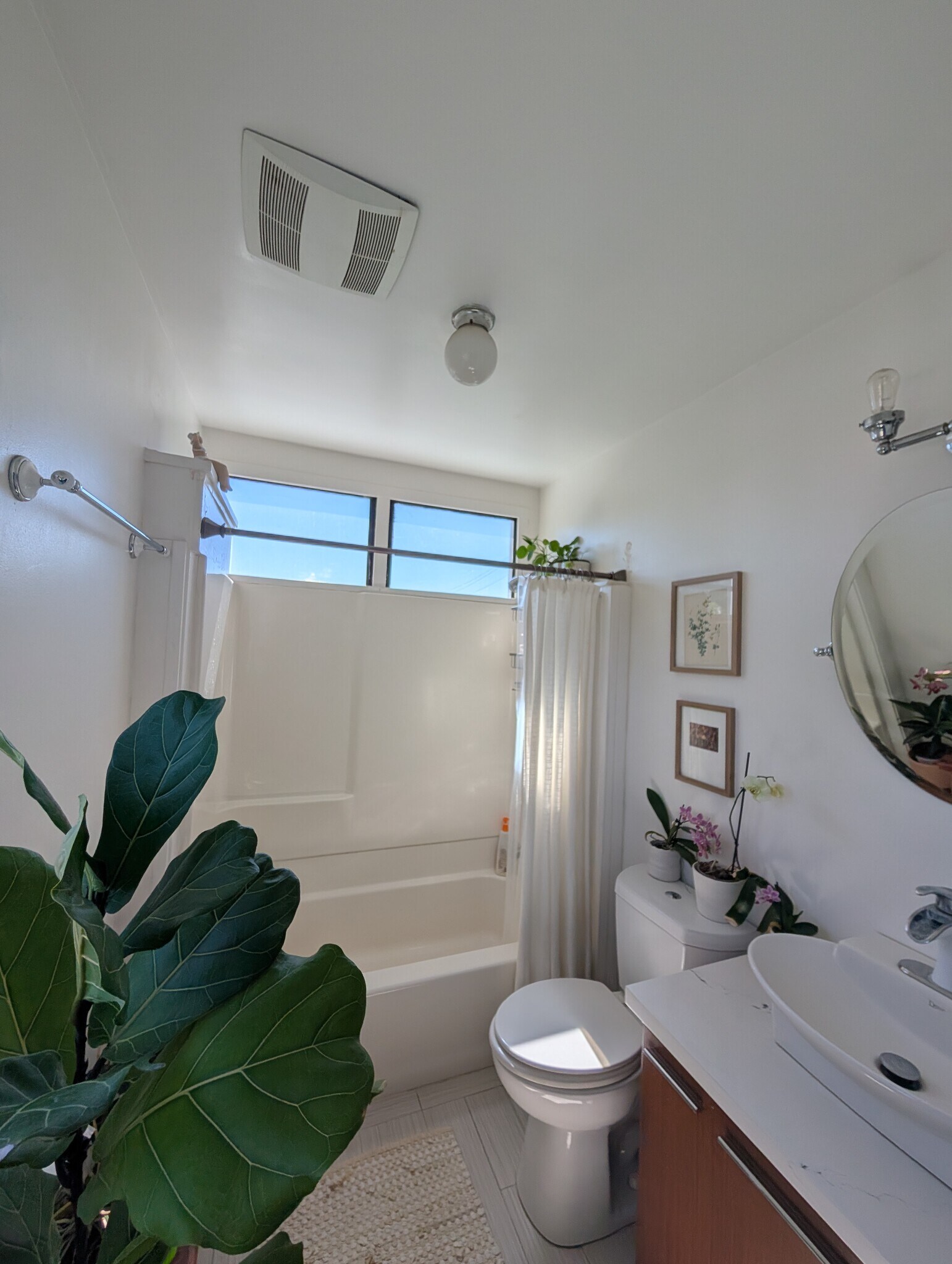 Bathroom 2 - 412 Steele Ln