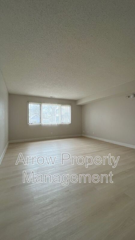 Building Photo - 2323 T St