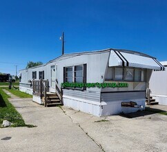 Building Photo - New Listing in Fort Wayne