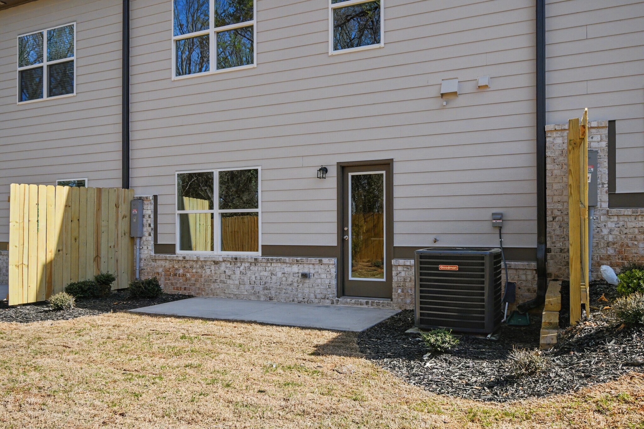 Building Photo - 4237 Fern River Trl