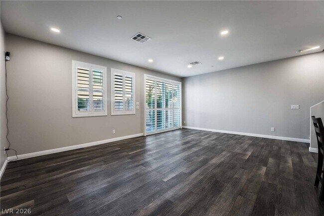 Building Photo - 5378 Silver Branch Ave