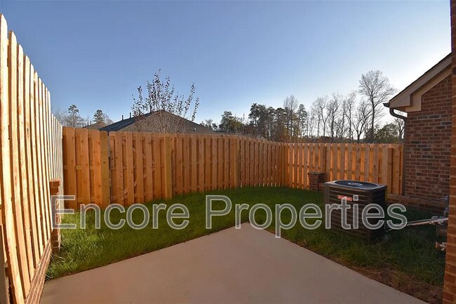 Building Photo - 103 St Christopher Dr