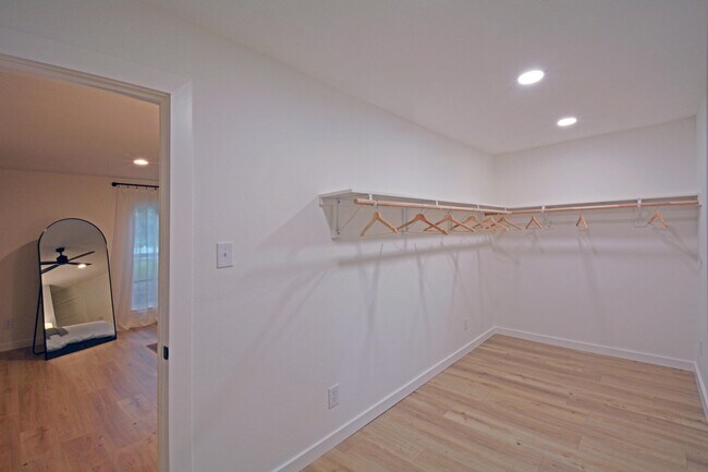 Building Photo - 13356 FM 2710