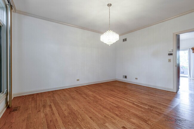 Building Photo - 5420 Belmont Ct