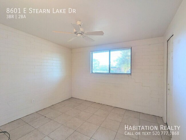 Building Photo - 8601 E Stearn Lake Dr