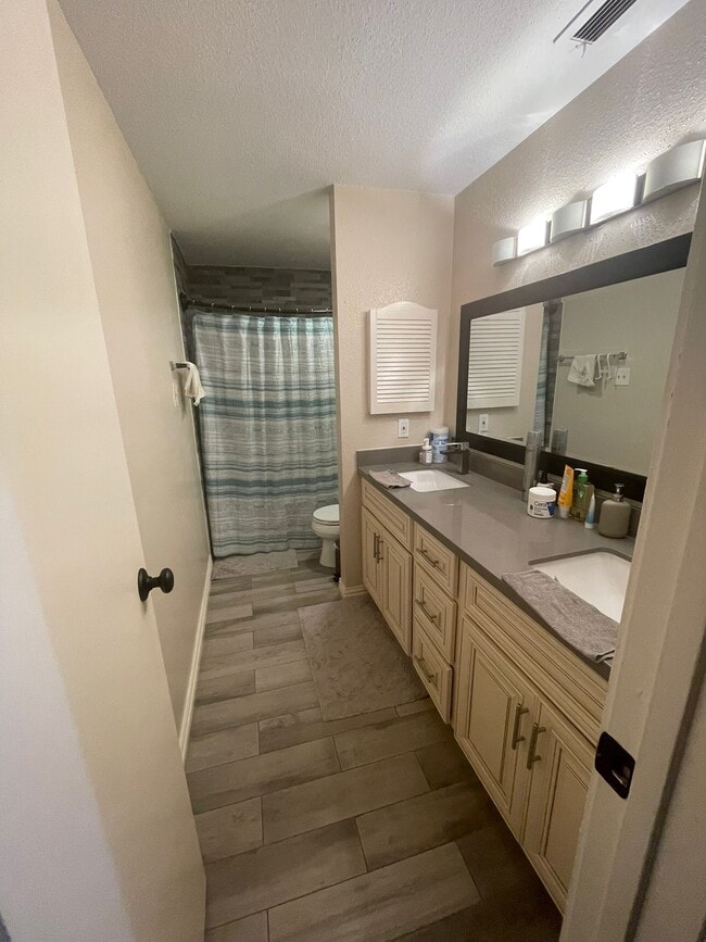 Building Photo - 7950 N Stadium Dr