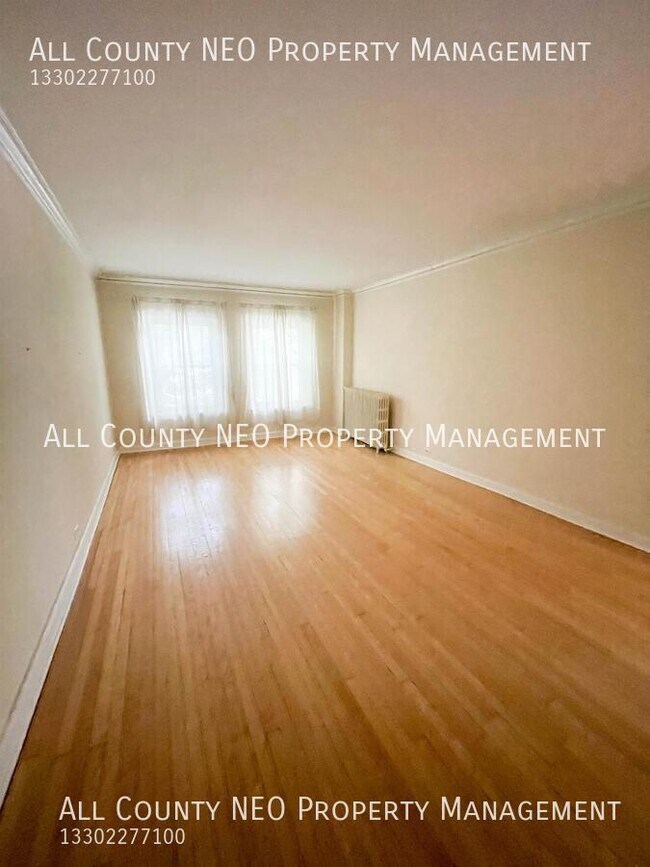 Building Photo - 2330 Euclid Heights Blvd