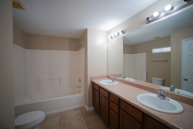 Building Photo - 2400 Fred Smith Rd