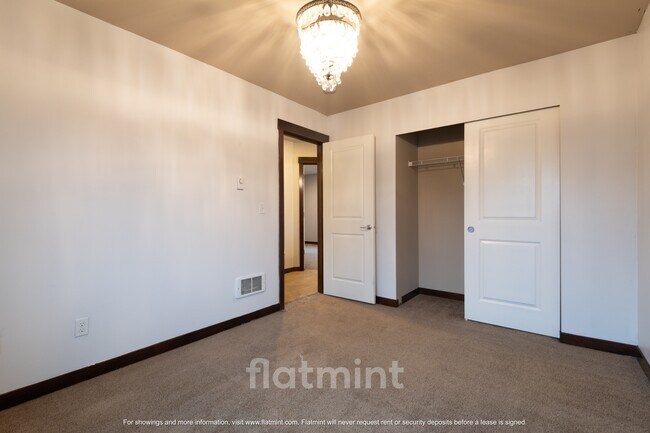 Building Photo - 14018 9th Pl W