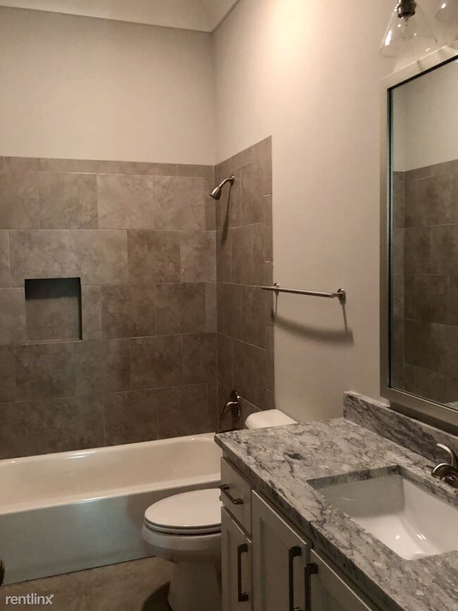 Building Photo - 3 br, 2 bath House - Dutchtown Meadows