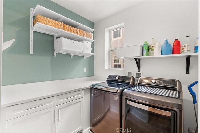 Building Photo - 710 W Tribella Ct