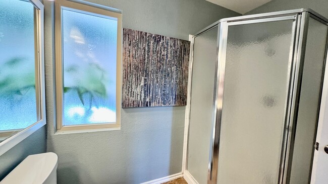 Building Photo - La Costa 2 bedroom Just Minutes from the B...