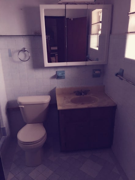 Building Photo - 100 N Palm Dr