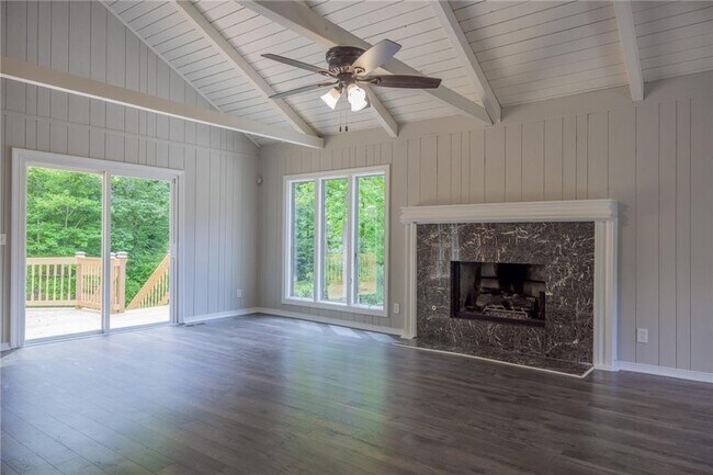 Building Photo - 4079 Dunnington Dr