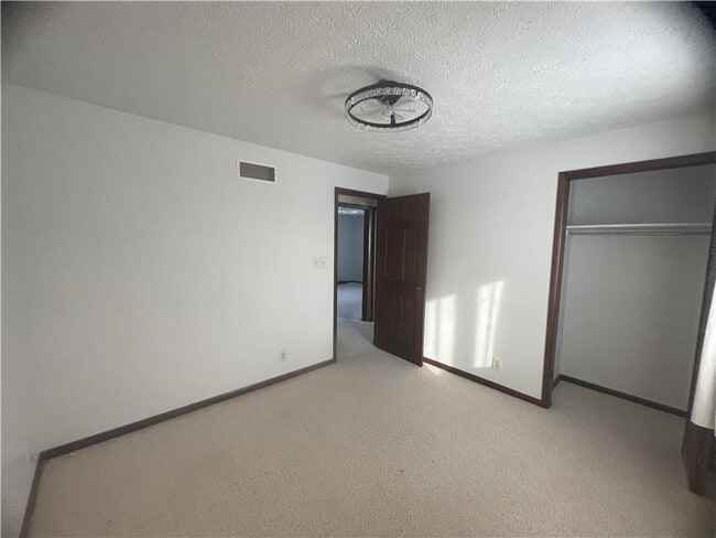 Building Photo - 820 Colliers Way