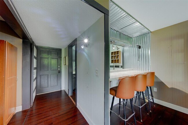Building Photo - 240 N Bayshore Blvd