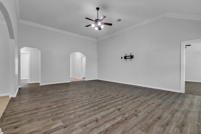 Building Photo - 20607 Silver Tea Ave