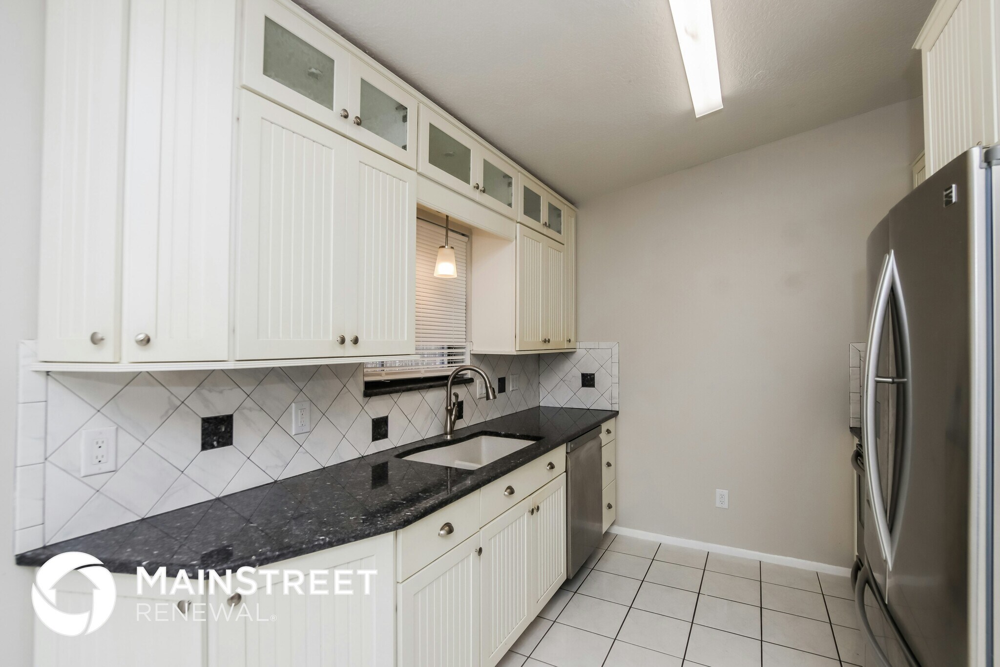 Building Photo - 1994 Trevino Cir