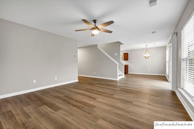 Building Photo - 3 BEDROOM GARDEN HOME IN ST ANDREWS AREA GATED COMMUNITY