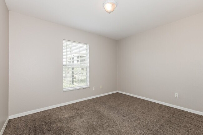 Building Photo - 7945 Sugar Pine Blvd