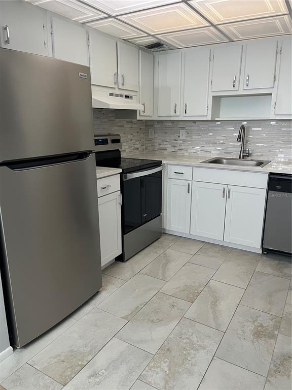 Building Photo - 3300 Fox Chase Cir
