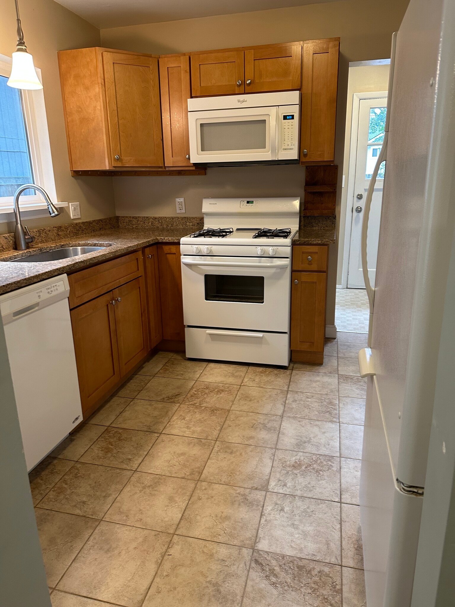 kitchen - 1036 SW 149th St