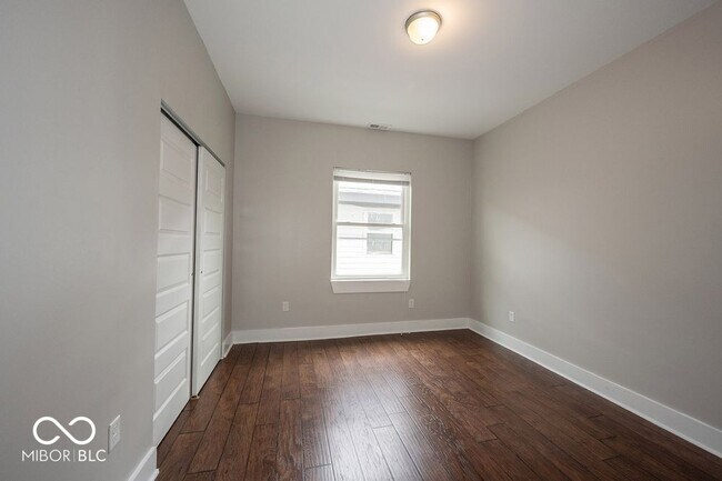 Building Photo - 2029 N College Ave