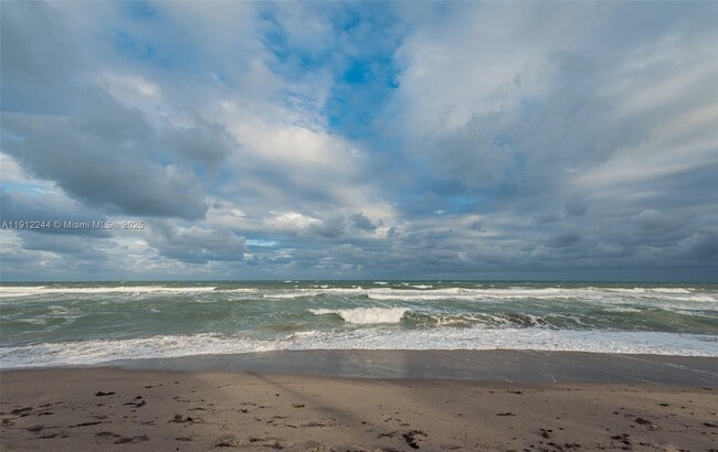 Building Photo - 302 Balboa St