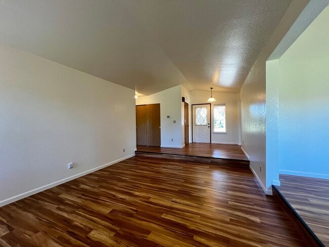Building Photo - Non-Refundable & Security Deposit Total: $...