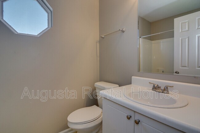 Building Photo - 3614 Cullen Dr