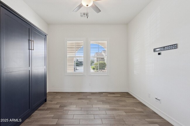 Building Photo - 11249 N Blakely St