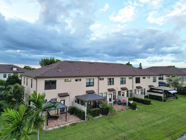 Building Photo - 2366 Byron St