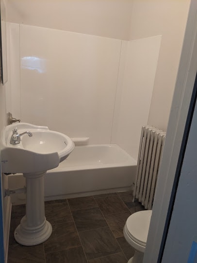 Bath 1 - 418 Main St