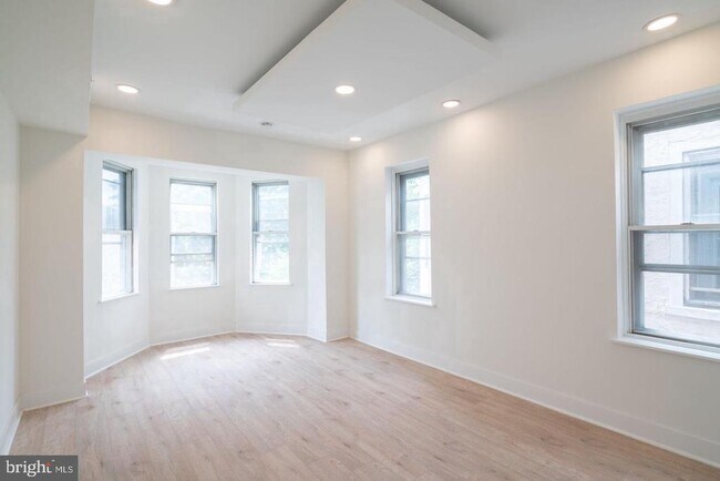 Building Photo - 1606 Wharton St
