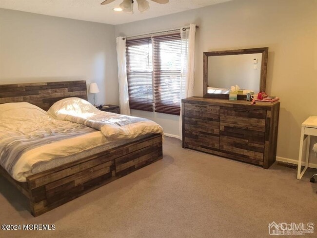 Building Photo - 36 Upperbrook Ct