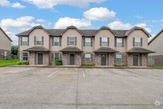 Building Photo - Pet Friendly Two Bedroom!