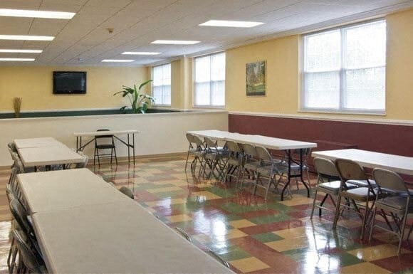 Building Photo - 245 Elliott St