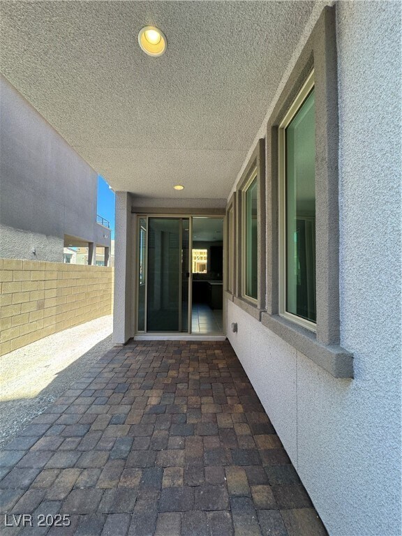 Building Photo - 1823 Passerine St