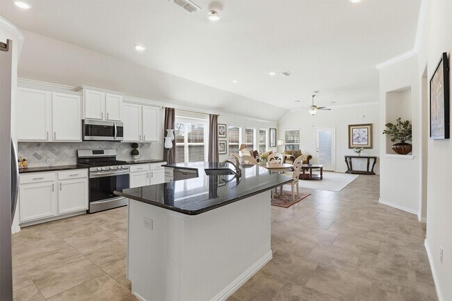 Building Photo - 29315 Sagewood Arbor Ln