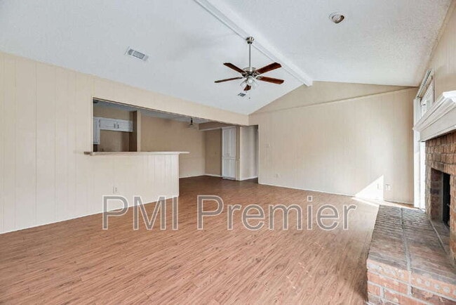 Building Photo - 4724 Berridge Ln