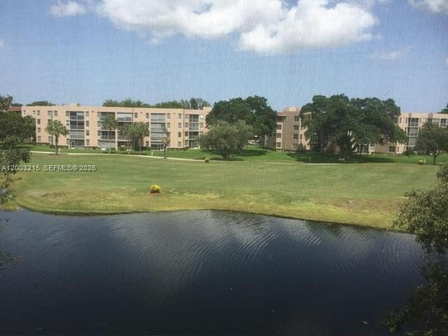 Building Photo - 9431 Live Oak Pl